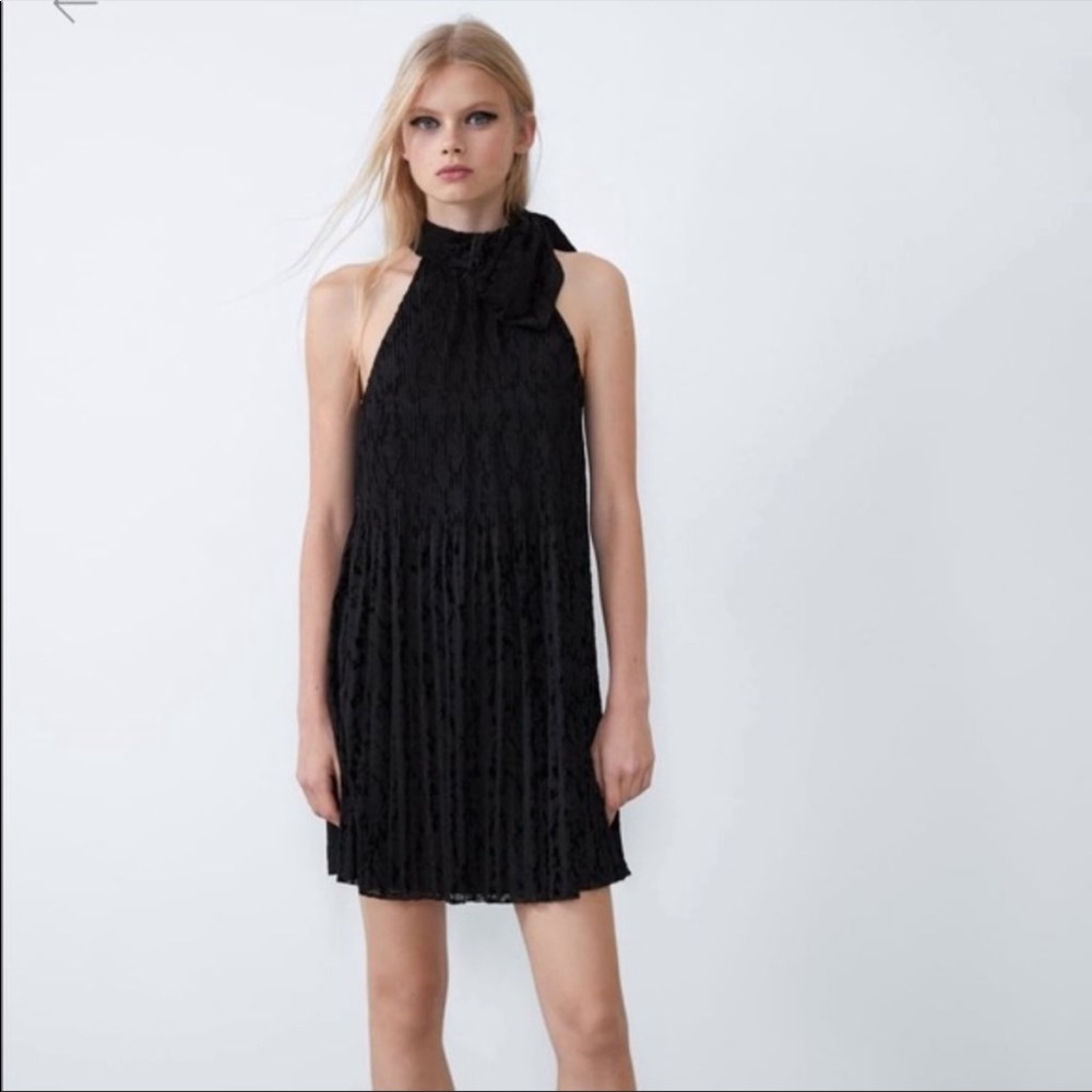 Beautiful black dress ✨